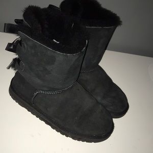 Short Black Uggs with Bows